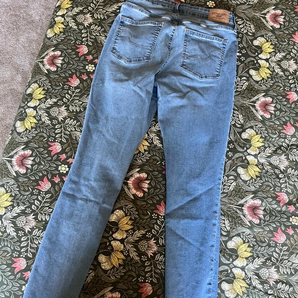 Levi’s Maternity Jeans Small - Picture 7 of 8